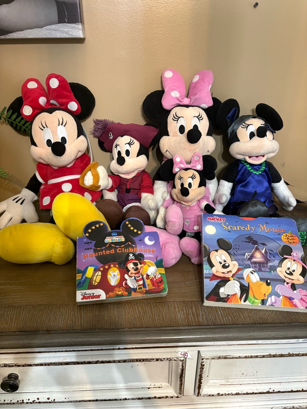 Disney - Mickey Minnie Plush Set - Lot Of 5 Plushies. All Authentic Disney P17